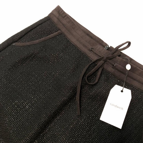 โซ๏ธ NWT Tweed Skirt โซ๏ธ - Picture 3 of 12